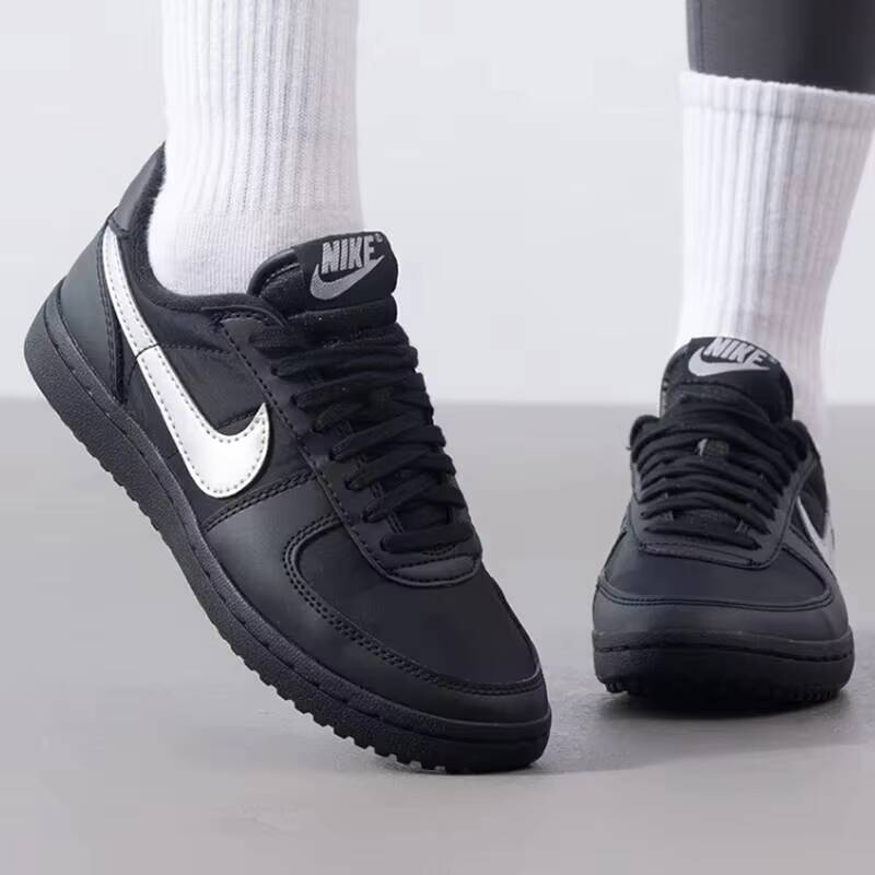 Novos tênis Nike masculinos e  - Outdoor Sport Field avaliação e preço